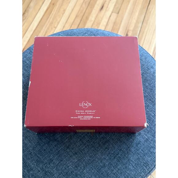 Retired Vintage Lenox China Jewels Holy Family Nativity Boxed Set - Picture 7 of 8